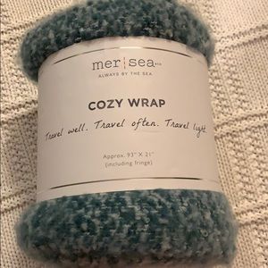 NWT Mer Sea Cozy Wrap